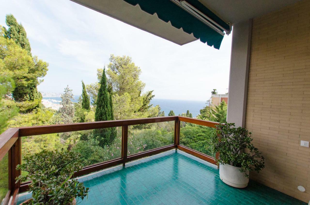 Luxury Apartment With Bay View Sanremo Exterior photo